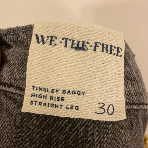 NWT We The Free Tinsley Baggy High Rise Jeans Blowout Black Size 30 - Picture 8 of 10